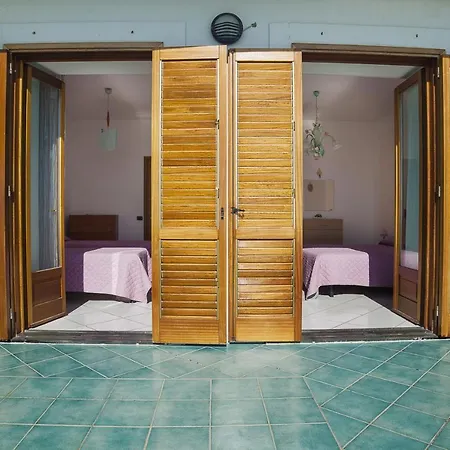 Moressas In Holiday home *